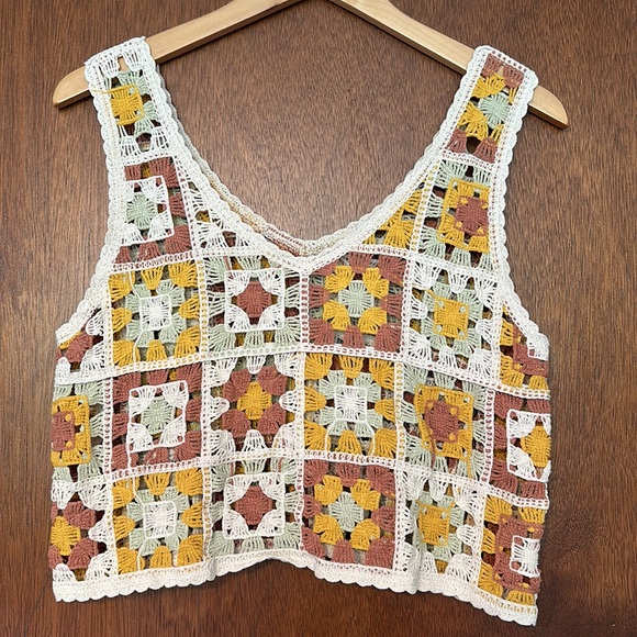LIZARD THICKET Crocheted Tank Knit - Picture 2 of 3